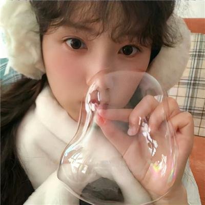 拉莉萨
